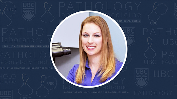 Students in class listening to a lecturer