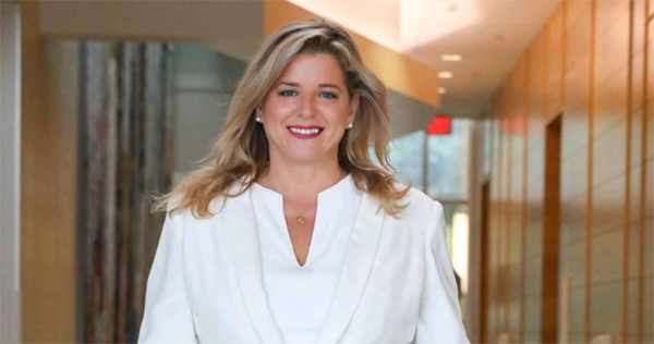 Students in class listening to a lecturer